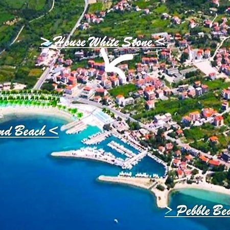 House White Stone Split Apartment Подстрана Екстериор снимка